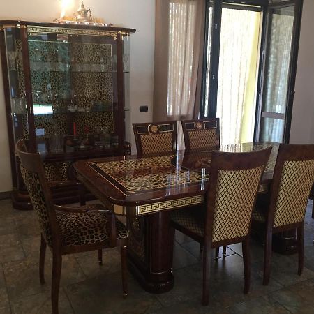 Villa Althea Ronago Kültér fotó