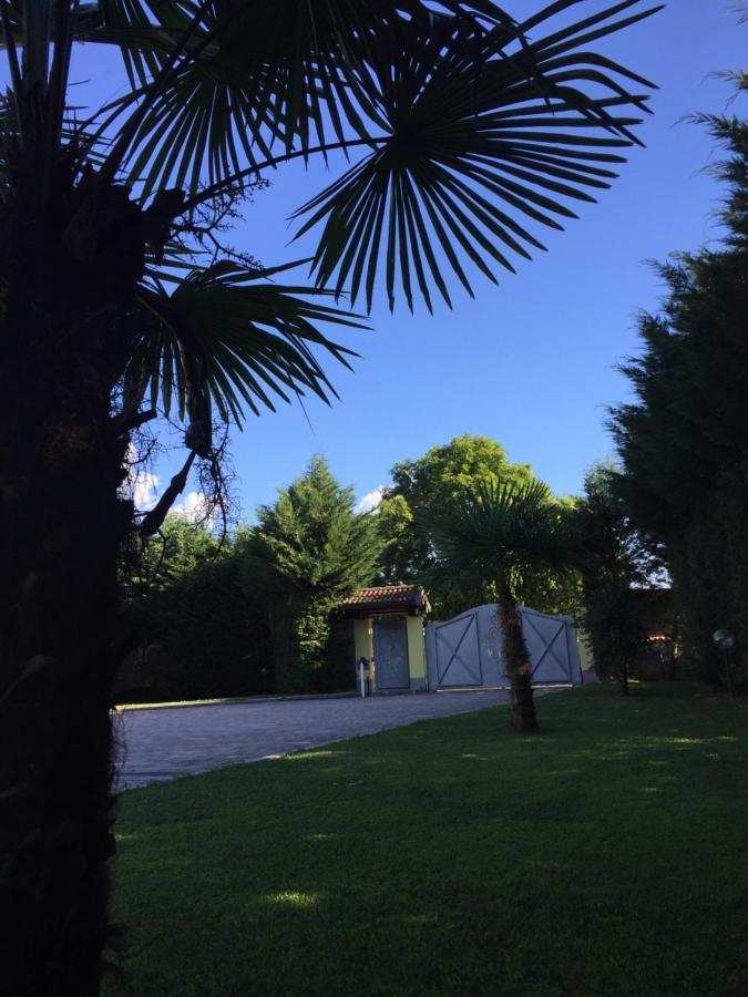 Villa Althea Ronago Kültér fotó