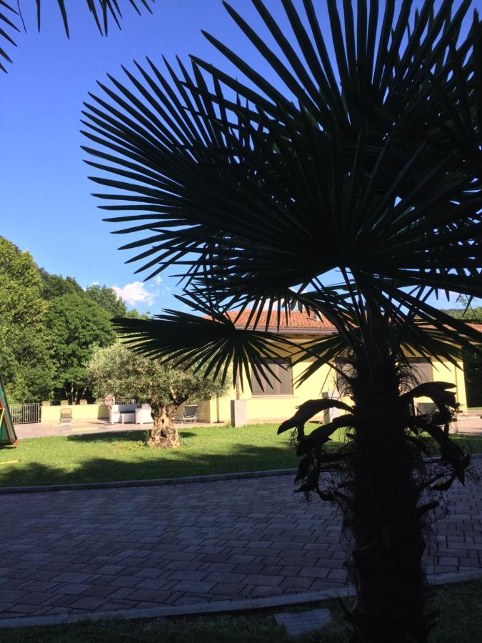 Villa Althea Ronago Kültér fotó